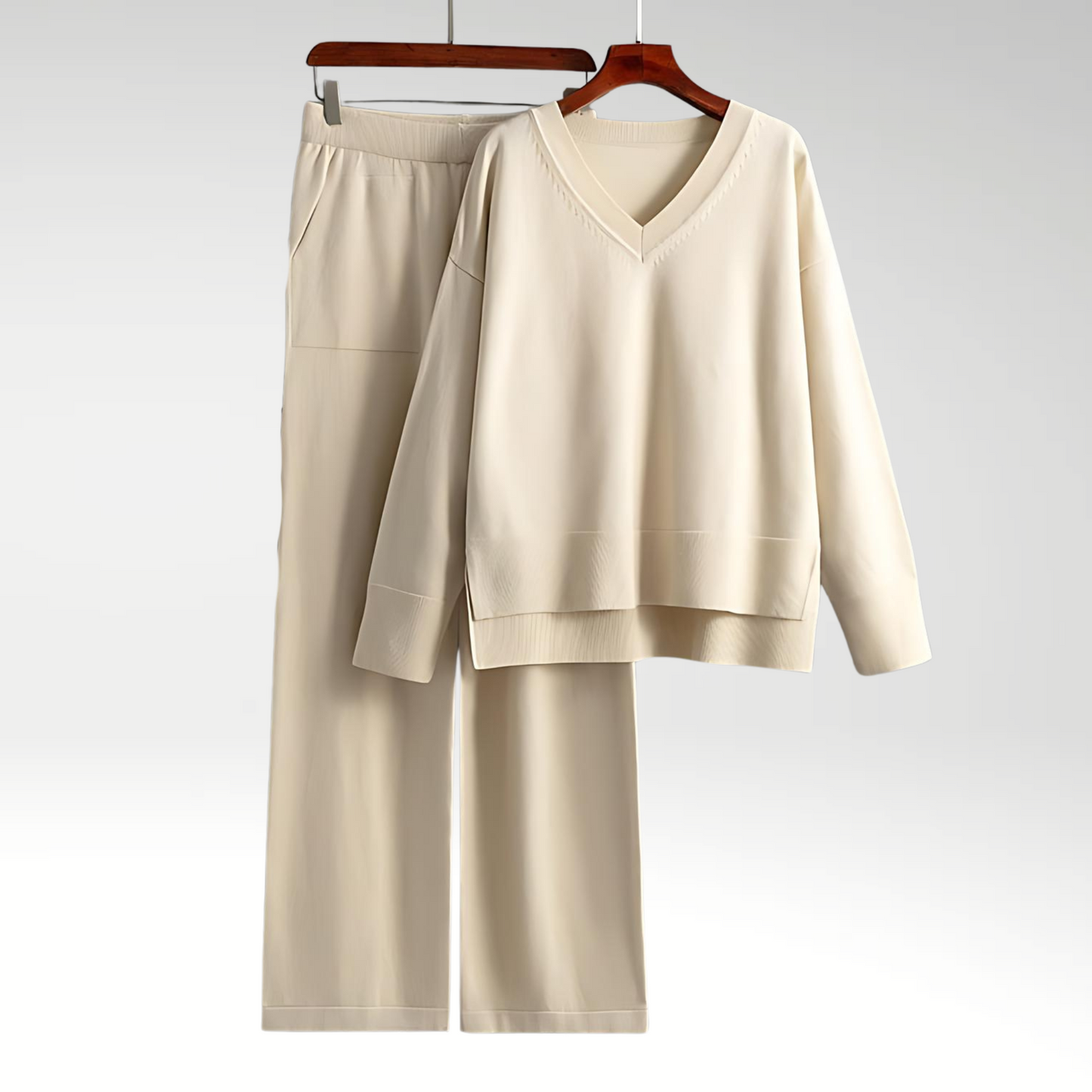 Carol | Luxe Two-Piece Set with V-Neck